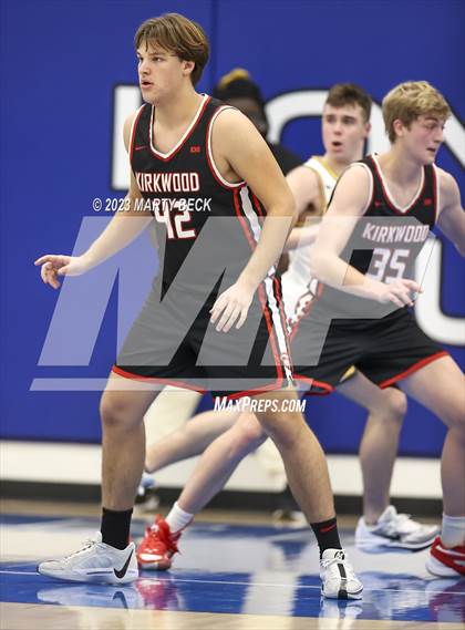 Thumbnail 3 in Kickapoo vs Kirkwood (Bill Rowe's Queens Classic) photogallery.