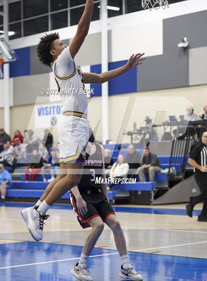 Thumbnail 2 in Kickapoo vs Kirkwood (Bill Rowe's Queens Classic) photogallery.