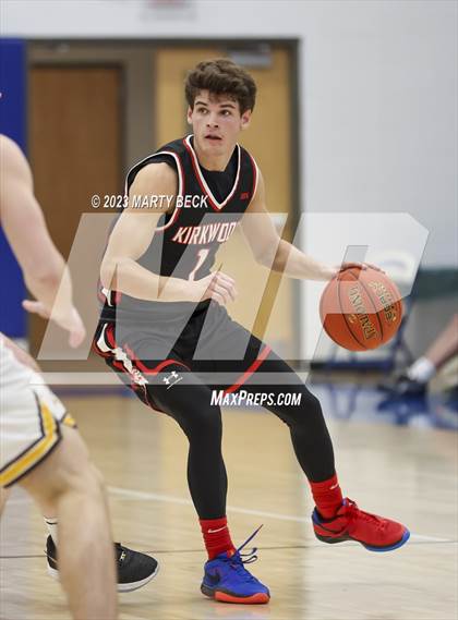 Thumbnail 2 in Kickapoo vs Kirkwood (Bill Rowe's Queens Classic) photogallery.
