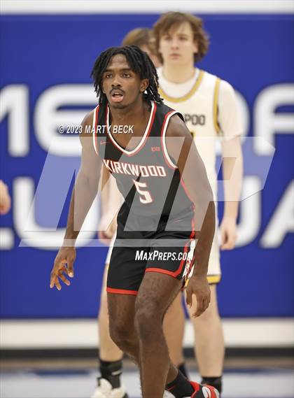 Thumbnail 3 in Kickapoo vs Kirkwood (Bill Rowe's Queens Classic) photogallery.