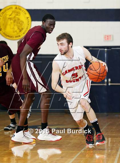 Thumbnail 2 in Cameron County vs. Kennedy Catholic (PIAA Class A Second Round) photogallery.