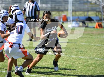 Thumbnail 1 in Garfield vs Mendez photogallery.