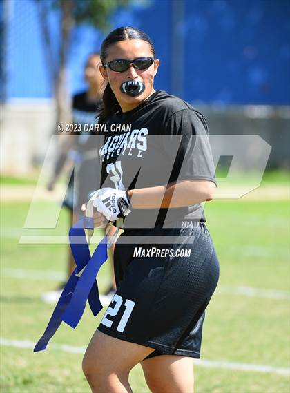 Thumbnail 2 in Garfield vs Mendez photogallery.
