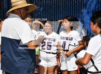 Thumbnail 3 in Garfield vs Mendez photogallery.