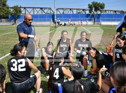 Thumbnail 3 in Garfield vs Mendez photogallery.