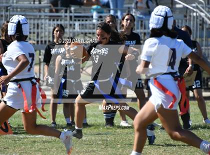 Thumbnail 2 in Garfield vs Mendez photogallery.