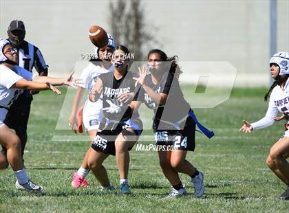 Thumbnail 1 in Garfield vs Mendez photogallery.