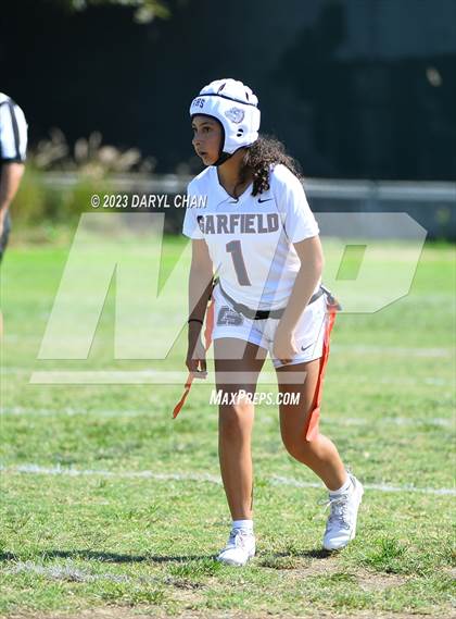 Thumbnail 1 in Garfield vs Mendez photogallery.