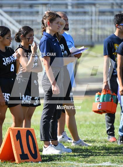 Thumbnail 3 in Garfield vs Mendez photogallery.
