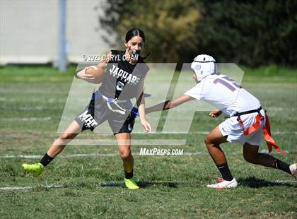 Thumbnail 2 in Garfield vs Mendez photogallery.