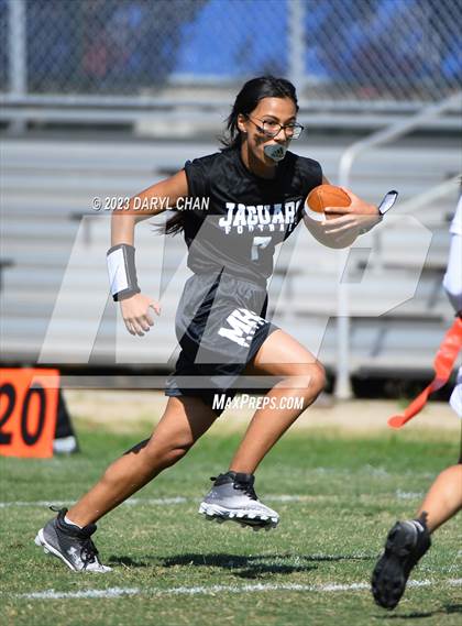 Thumbnail 3 in Garfield vs Mendez photogallery.