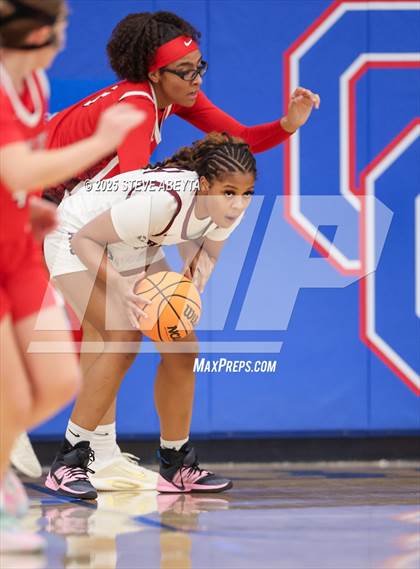 Thumbnail 1 in Regis Jesuit vs Cherokee Trail (Cherry Creek High School Girls Basketball Tournament)) photogallery.