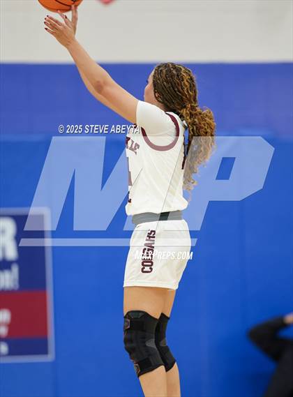 Thumbnail 3 in Regis Jesuit vs Cherokee Trail (Cherry Creek High School Girls Basketball Tournament)) photogallery.