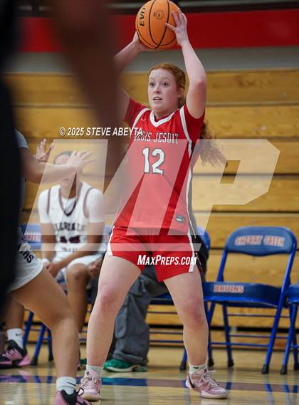 Thumbnail 1 in Regis Jesuit vs Cherokee Trail (Cherry Creek High School Girls Basketball Tournament)) photogallery.