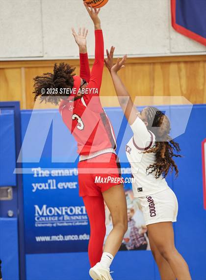 Thumbnail 2 in Regis Jesuit vs Cherokee Trail (Cherry Creek High School Girls Basketball Tournament)) photogallery.