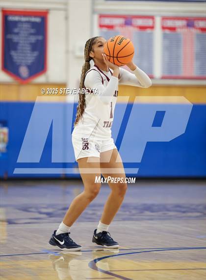 Thumbnail 1 in Regis Jesuit vs Cherokee Trail (Cherry Creek High School Girls Basketball Tournament)) photogallery.