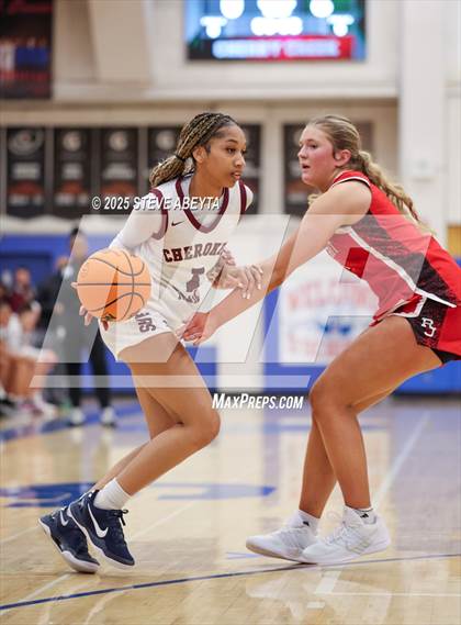 Thumbnail 3 in Regis Jesuit vs Cherokee Trail (Cherry Creek High School Girls Basketball Tournament)) photogallery.