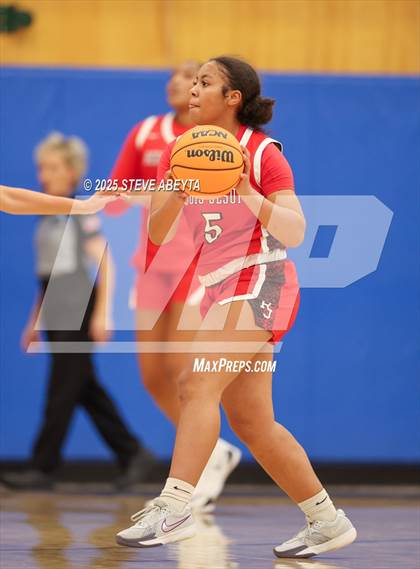 Thumbnail 3 in Regis Jesuit vs Cherokee Trail (Cherry Creek High School Girls Basketball Tournament)) photogallery.