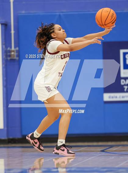 Thumbnail 2 in Regis Jesuit vs Cherokee Trail (Cherry Creek High School Girls Basketball Tournament)) photogallery.