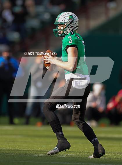 Thumbnail 2 in Southlake Carroll vs. Duncanville (UIL Class 6A D1 State Semifinal) photogallery.