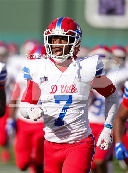 Thumbnail 3 in Southlake Carroll vs. Duncanville (UIL Class 6A D1 State Semifinal) photogallery.