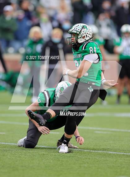 Thumbnail 2 in Southlake Carroll vs. Duncanville (UIL Class 6A D1 State Semifinal) photogallery.