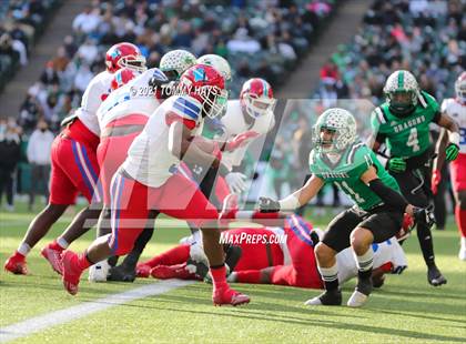 Thumbnail 3 in Southlake Carroll vs. Duncanville (UIL Class 6A D1 State Semifinal) photogallery.