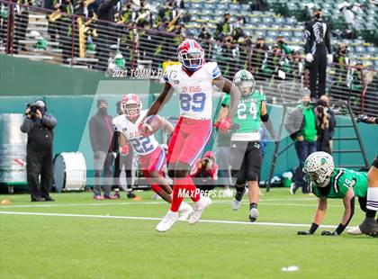 Thumbnail 3 in Southlake Carroll vs. Duncanville (UIL Class 6A D1 State Semifinal) photogallery.