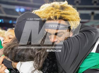 Thumbnail 1 in Southlake Carroll vs. Duncanville (UIL Class 6A D1 State Semifinal) photogallery.