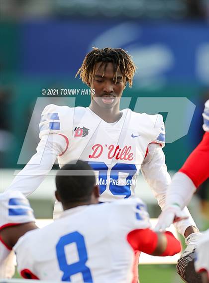 Thumbnail 2 in Southlake Carroll vs. Duncanville (UIL Class 6A D1 State Semifinal) photogallery.