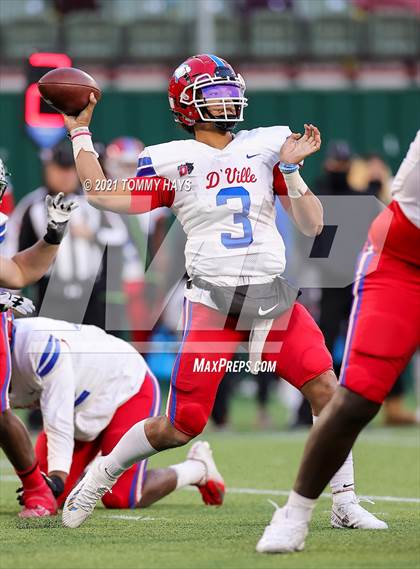 Thumbnail 3 in Southlake Carroll vs. Duncanville (UIL Class 6A D1 State Semifinal) photogallery.