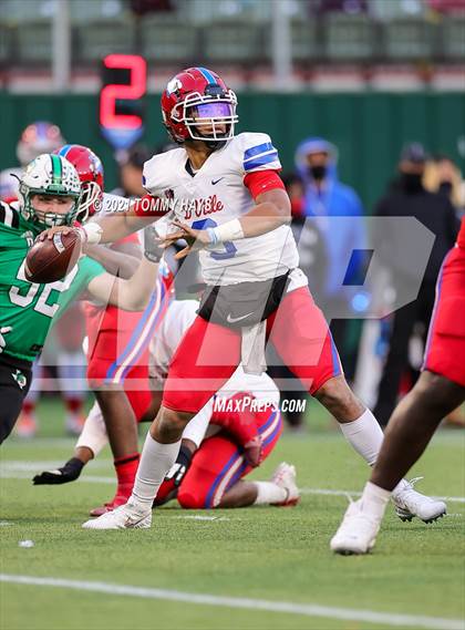 Thumbnail 2 in Southlake Carroll vs. Duncanville (UIL Class 6A D1 State Semifinal) photogallery.