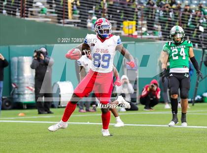 Thumbnail 1 in Southlake Carroll vs. Duncanville (UIL Class 6A D1 State Semifinal) photogallery.