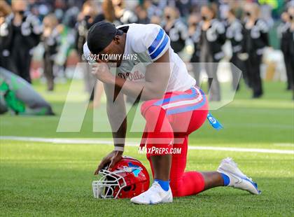 Thumbnail 2 in Southlake Carroll vs. Duncanville (UIL Class 6A D1 State Semifinal) photogallery.