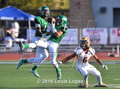 Thumbnail 3 in Mountain Pointe vs. Upland (Under Armour Brothers in Arms Classic) photogallery.