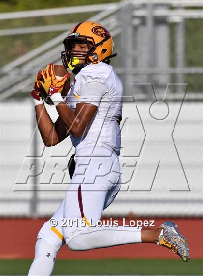 Thumbnail 2 in Mountain Pointe vs. Upland (Under Armour Brothers in Arms Classic) photogallery.