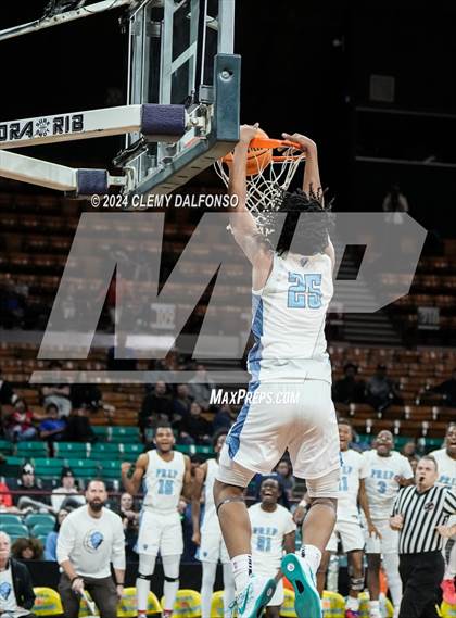 Thumbnail 1 in Ponderosa vs Vista PEAK Prep (CHSAA 5A Great 8) photogallery.