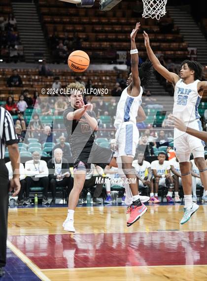 Thumbnail 3 in Ponderosa vs Vista PEAK Prep (CHSAA 5A Great 8) photogallery.