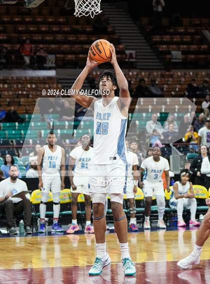 Thumbnail 2 in Ponderosa vs Vista PEAK Prep (CHSAA 5A Great 8) photogallery.