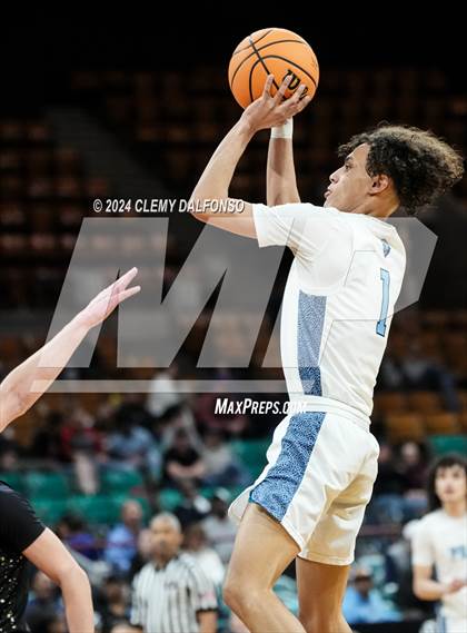 Thumbnail 2 in Ponderosa vs Vista PEAK Prep (CHSAA 5A Great 8) photogallery.