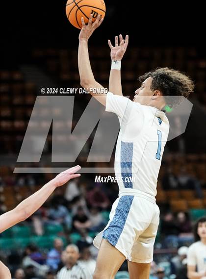 Thumbnail 3 in Ponderosa vs Vista PEAK Prep (CHSAA 5A Great 8) photogallery.