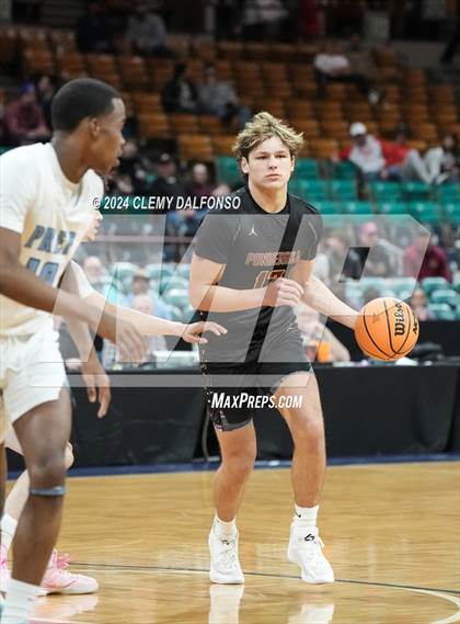 Thumbnail 1 in Ponderosa vs Vista PEAK Prep (CHSAA 5A Great 8) photogallery.