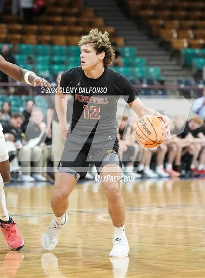Thumbnail 1 in Ponderosa vs Vista PEAK Prep (CHSAA 5A Great 8) photogallery.