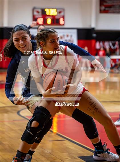 Thumbnail 2 in Harlingen vs. Edinburg North (UIL Basketball 6A Bi-District) photogallery.