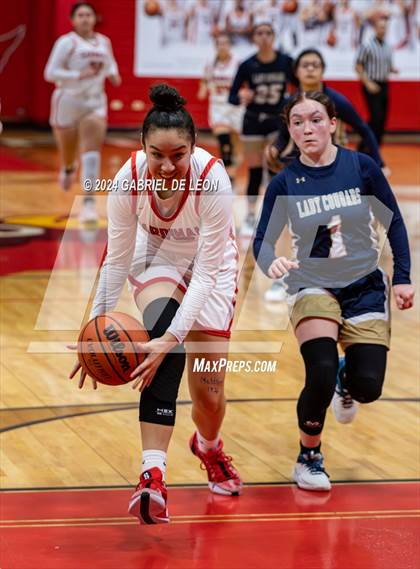 Thumbnail 2 in Harlingen vs. Edinburg North (UIL Basketball 6A Bi-District) photogallery.