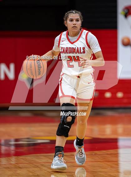 Thumbnail 2 in Harlingen vs. Edinburg North (UIL Basketball 6A Bi-District) photogallery.