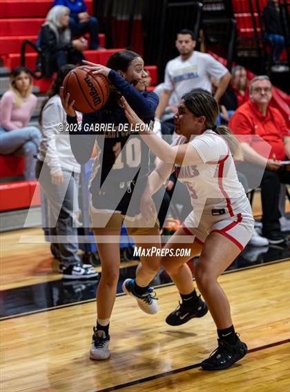 Thumbnail 3 in Harlingen vs. Edinburg North (UIL Basketball 6A Bi-District) photogallery.