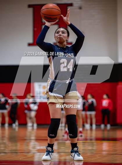 Thumbnail 1 in Harlingen vs. Edinburg North (UIL Basketball 6A Bi-District) photogallery.
