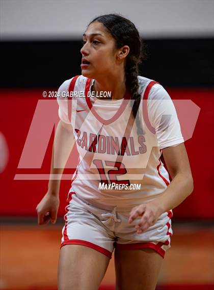 Thumbnail 2 in Harlingen vs. Edinburg North (UIL Basketball 6A Bi-District) photogallery.