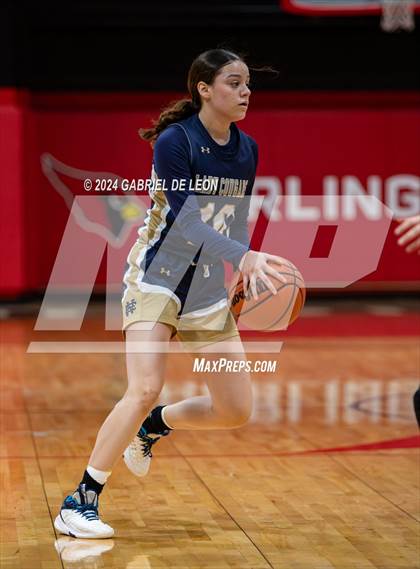 Thumbnail 2 in Harlingen vs. Edinburg North (UIL Basketball 6A Bi-District) photogallery.